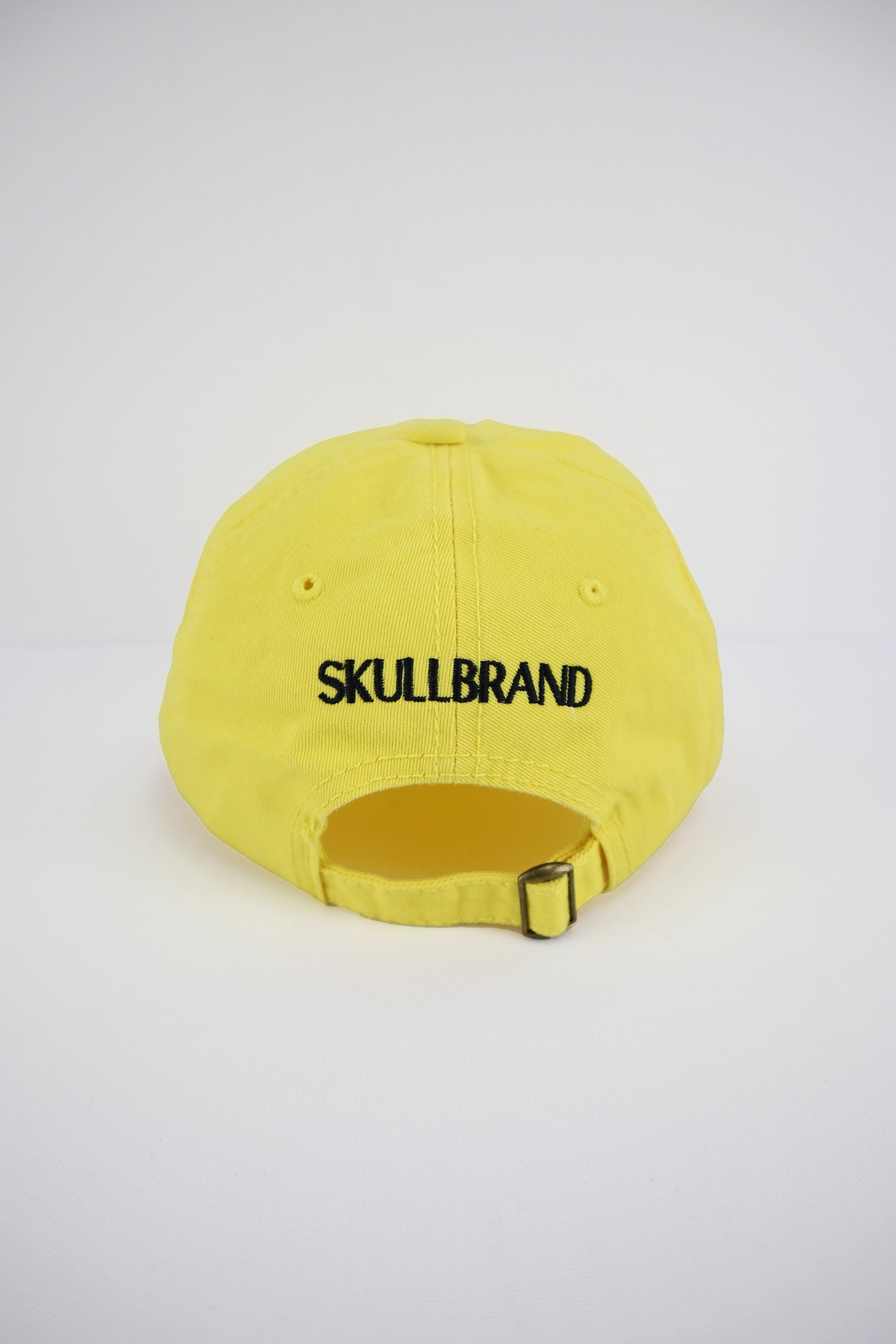 Gorra Amarilla Bordada